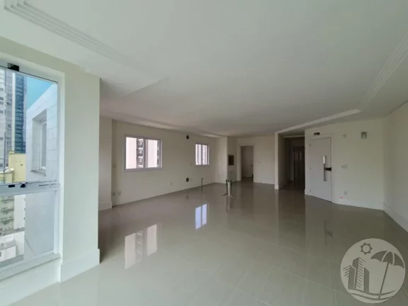 Imagem Viva na praia com estilo - 3 Suítes 3 Vagas a 2 min da Praia
