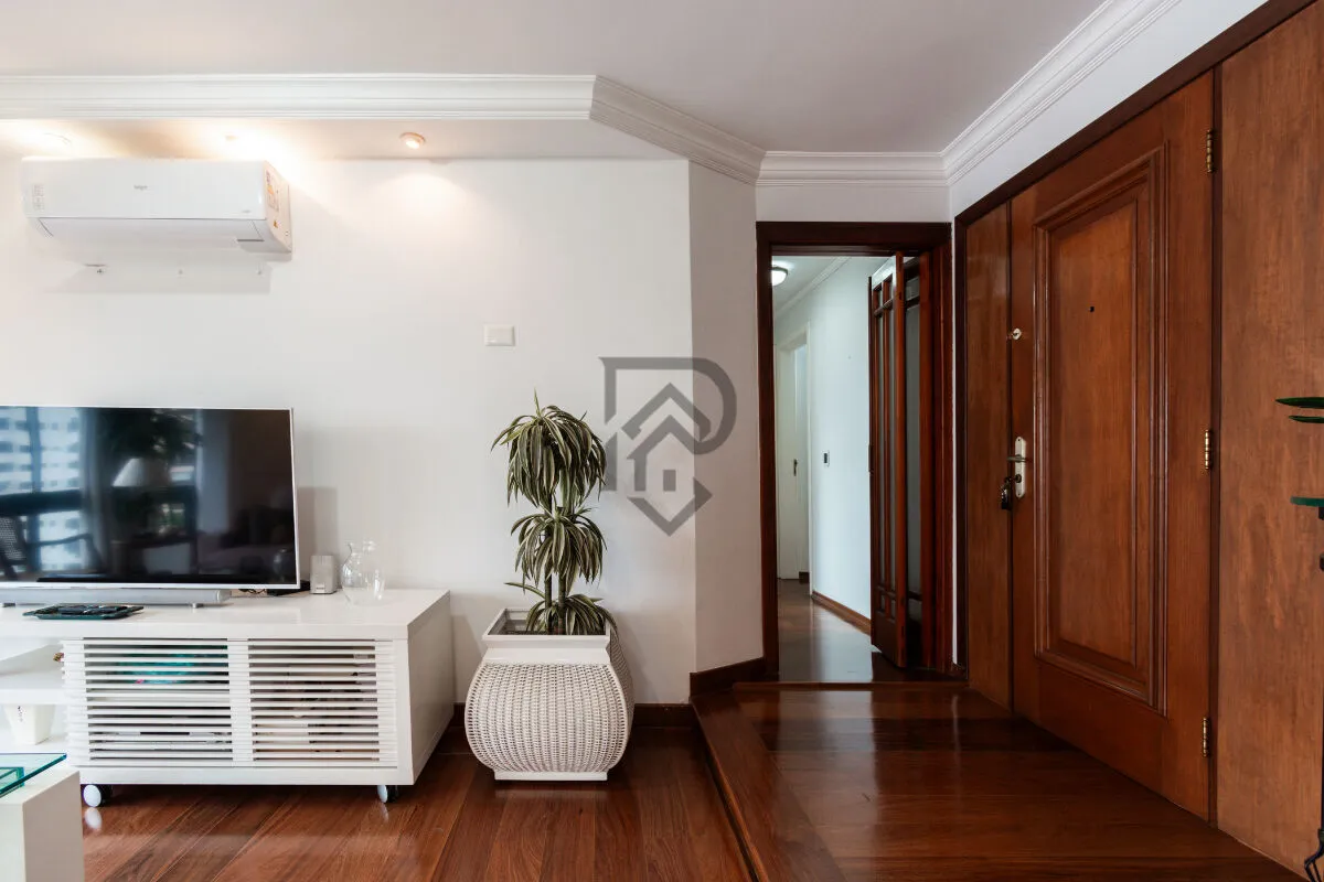 Imagem Apartamento moema andar alto