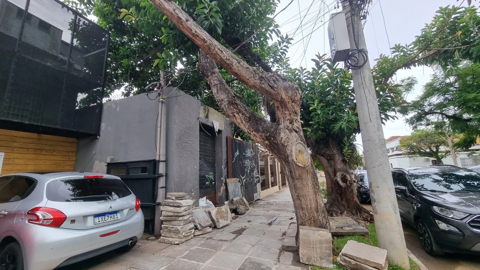 Imagem Terreno a venda ideal 217,8mq para loja no Bairro Floresta