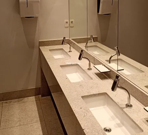 Imagem Conjunto Comercial em Pinheiros - 14 vagas, 528m² - Locação em São Paulo.