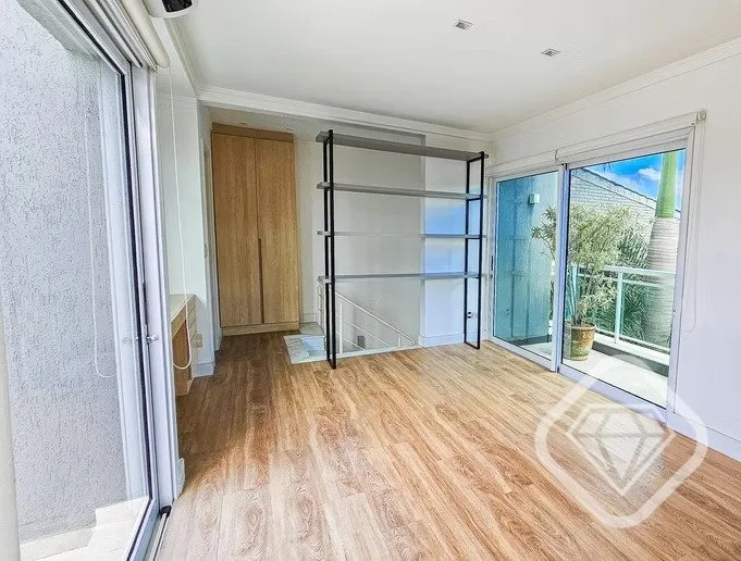 Imagem ALGUMAS VISTAS NÃO PRECISAM DE FILTRO.

Casa em condomínio na Vila Assunção, com vista para o Gu...