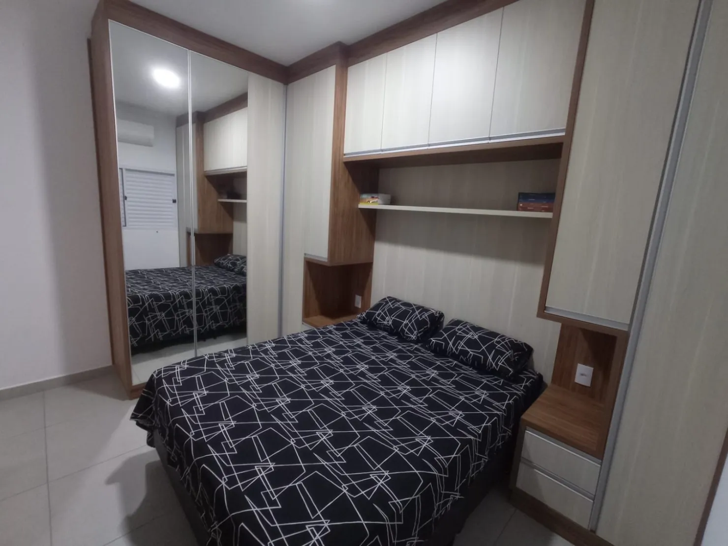 Imagem Casa à venda com 3 dormitórios sendo um suíte com uma bela área gourmet, Vila dos Comerciários 2, Taubaté, SP