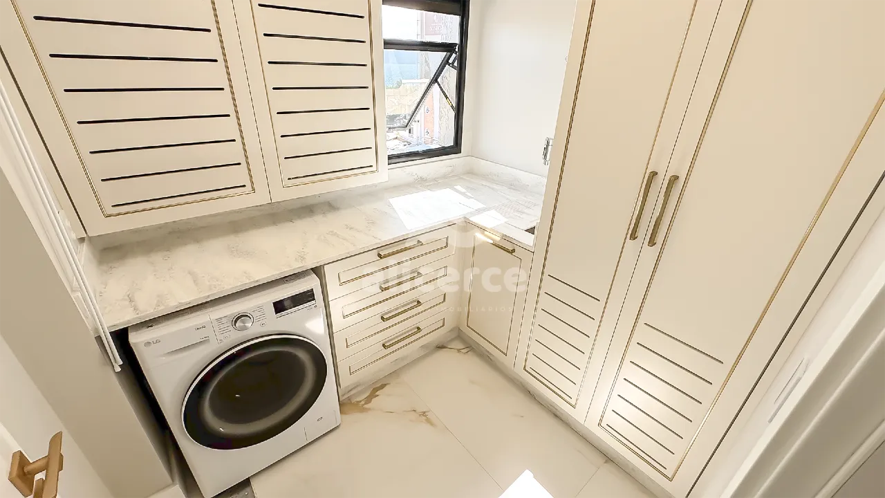 Imagem Apartamento Duplex à venda com 4 quartos 4 suítes, 244,33m² em Jurerê Florianópolis