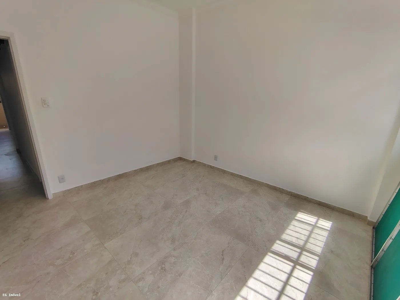 Imagem Apartamento para Locação em Araruama, Parque Hotel, 1 dormitório, 1 banheiro, 1 vaga