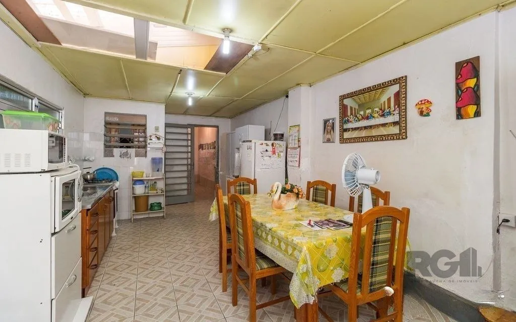 Imagem Casa de 127m², bairro menino deus