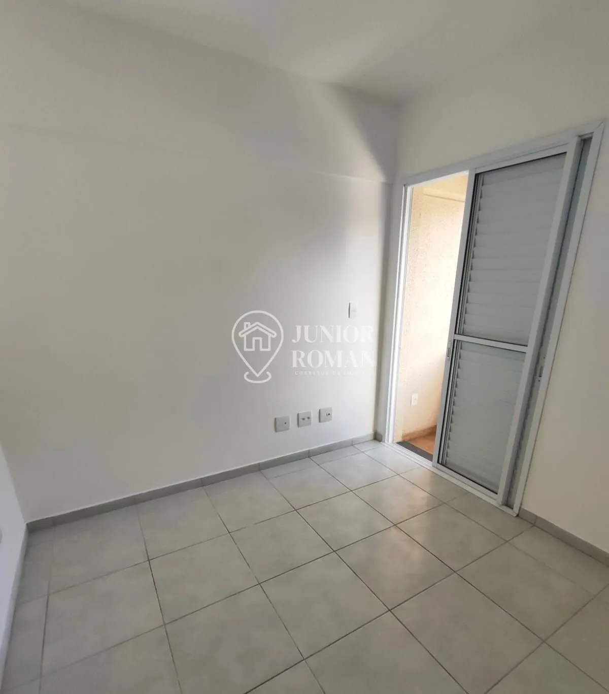 Imagem APARTAMENTO 2 DORM COM VARANDA E VISTA PARA O SBC PLAZA SHOPPING - LOCAÇÃO NO CONDOMÍNIO SANT'ANNA