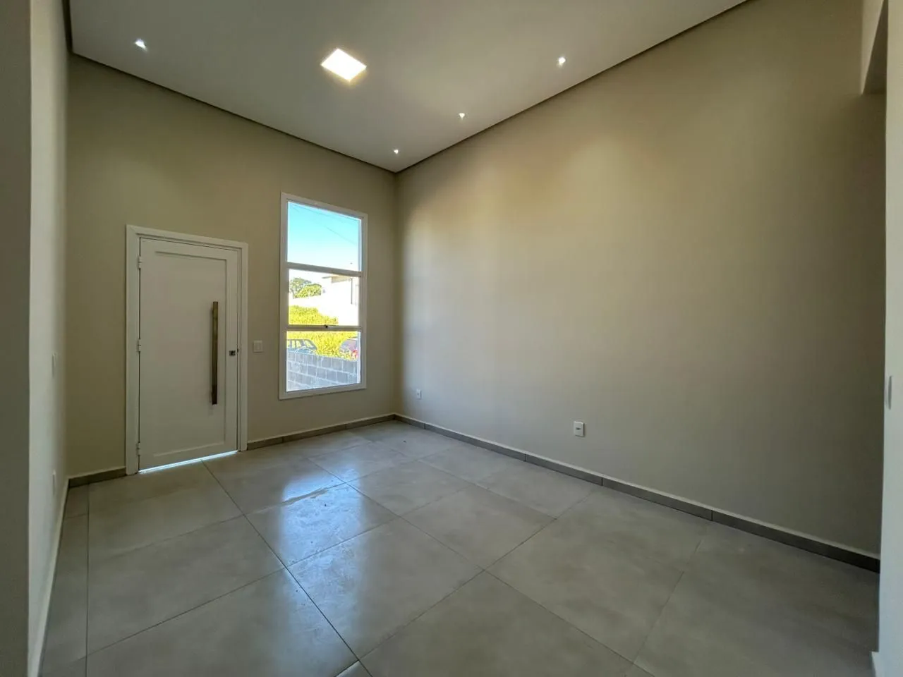 Imagem Casa Nova à venda no Loteamento Jardins!! 3 dormitórios,1 suíte, com um lindíssimo pôr do sol, uma casa confortável para a família !!