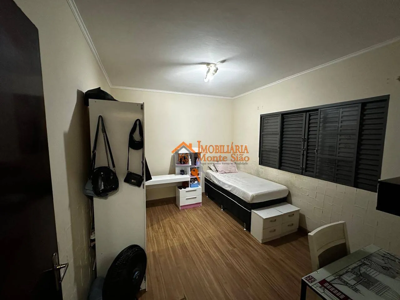 Imagem Apartamento com 2 dormitórios à venda, 80 m² por R$ 330.000,00 - Jardim Vila Galvão - Guarulhos/SP