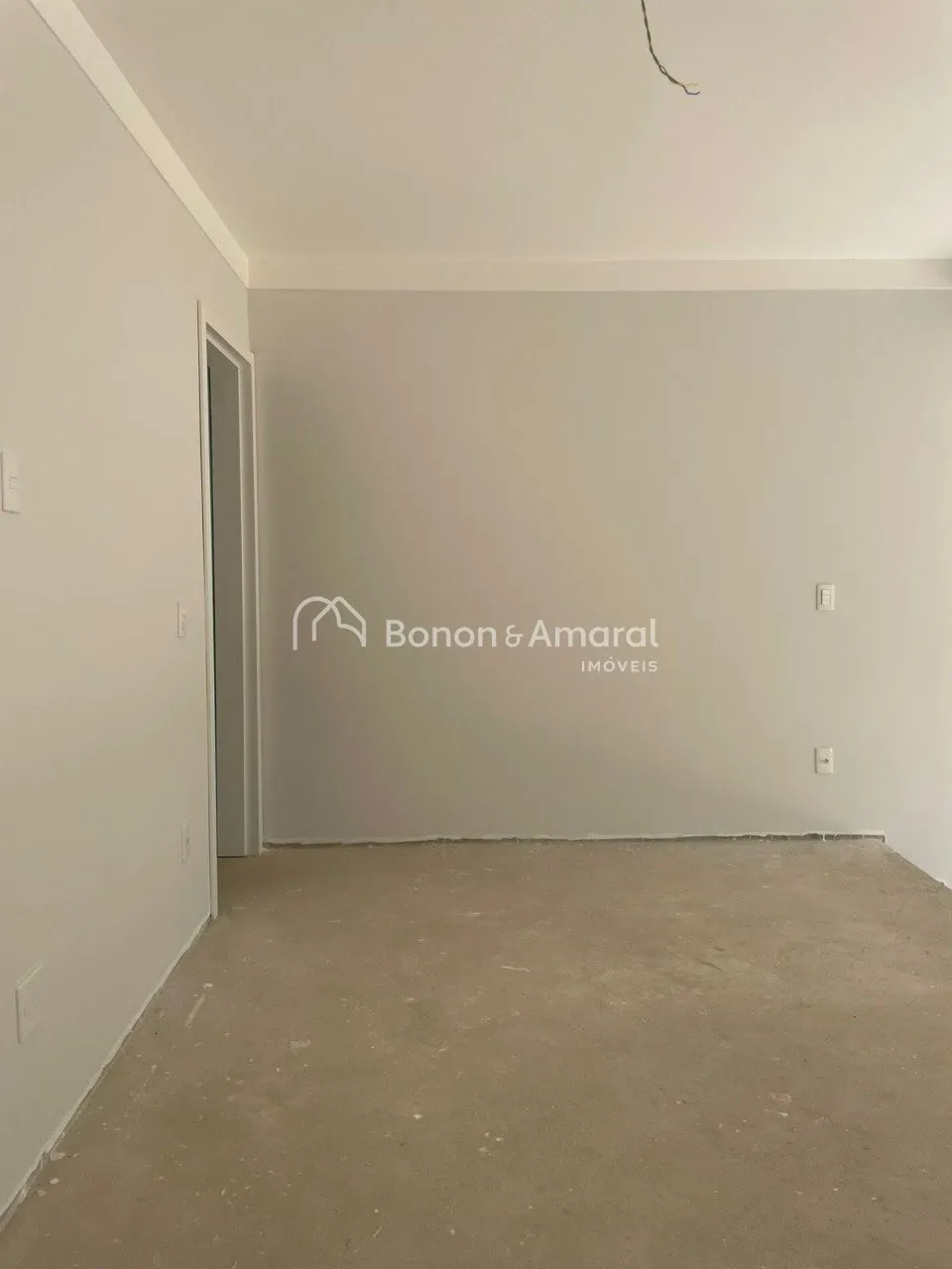 Imagem Casa em Condomínio Exclusivo no Parque das Universidades - Design Moderno e 3 Suítes ao lado da PUC
