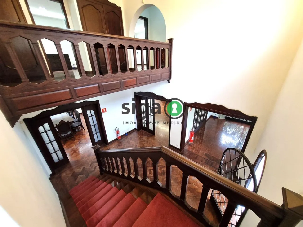 Imagem Casa para Venda ou Aluguel no Jardim América com 5 quartos e 1355m²