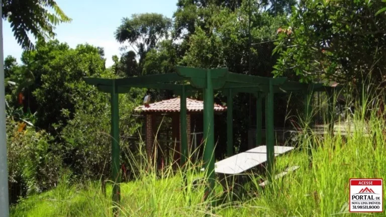 Imagem VENDO BELO SITIO EM ESMERALDAS, JUNTO AO CONDOMÍNIO IPÊ AMARELO. AMPLA ÁREA DE LAZER, PISCINA, SAUNA, QUADRA E LAGOA COM MUITO PEIXE