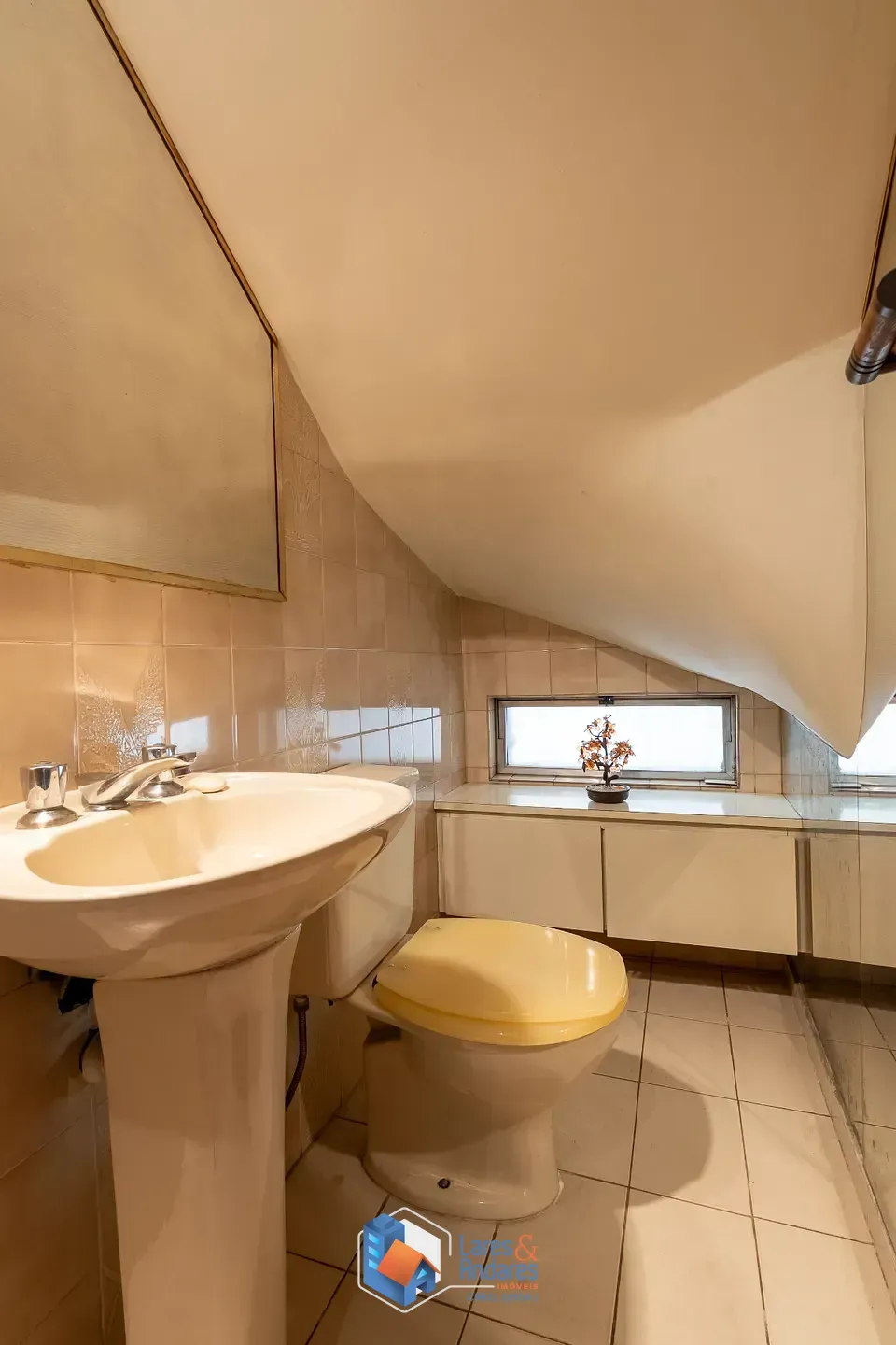 Imagem Casa comercial para venda em Moema, 140m²