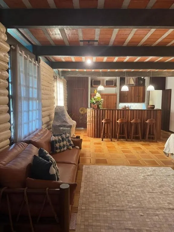Imagem Casa para Venda em Teresópolis / RJ no bairro Albuquerque