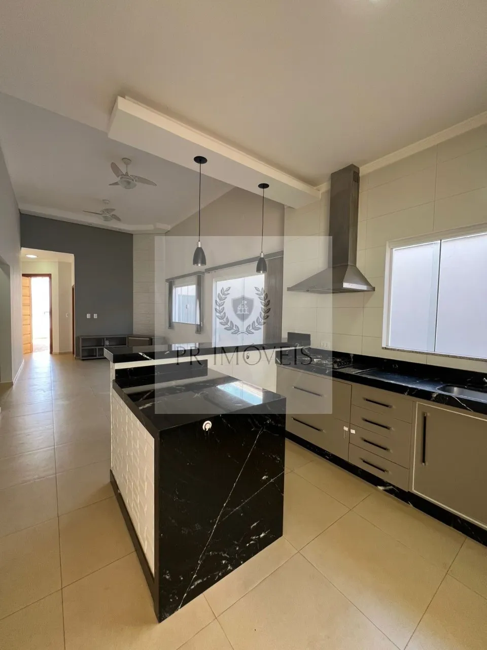 Foto do imóvel Residência de Luxo à Venda em Araraquara-SP, Bairro Residencial Village Damha: 3 Quartos, 3 Suítes, 2 Salas, 4 Vagas, 160m².