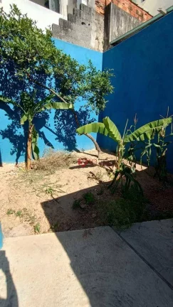 Imagem Casa com 65 metros quadrados, sala, cozinha, 2 quartos, 3 banheiros, 4 vagas de garagem , com edícula