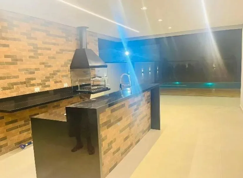 Imagem Casa Alto Padrão com 4 Suítes e Piscina no Condomínio Morada da Praia- Bertioga/SP