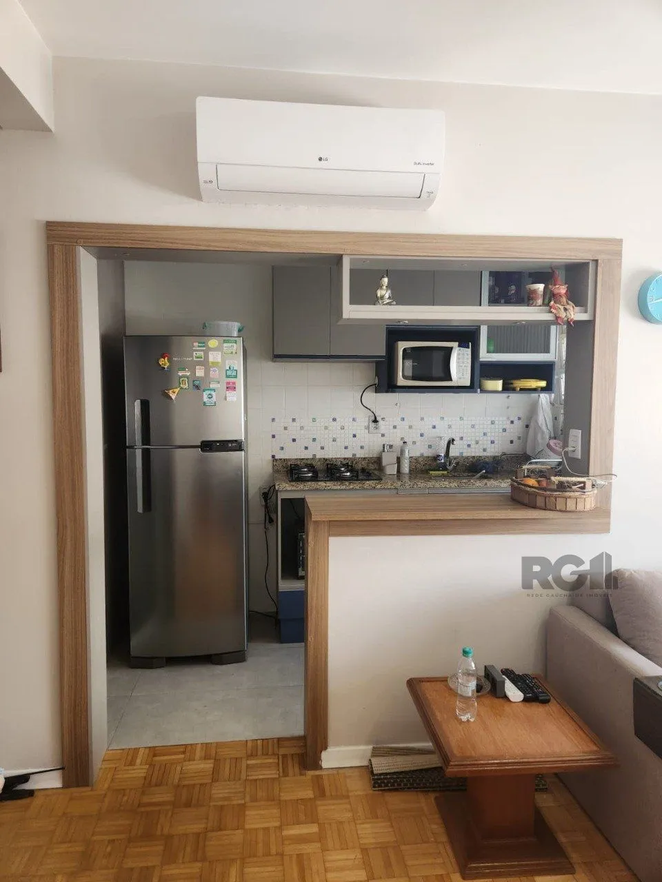 Imagem Apartamento de 1 quarto e uma vaga de garagem no bairro Floresta em Porto Alegre