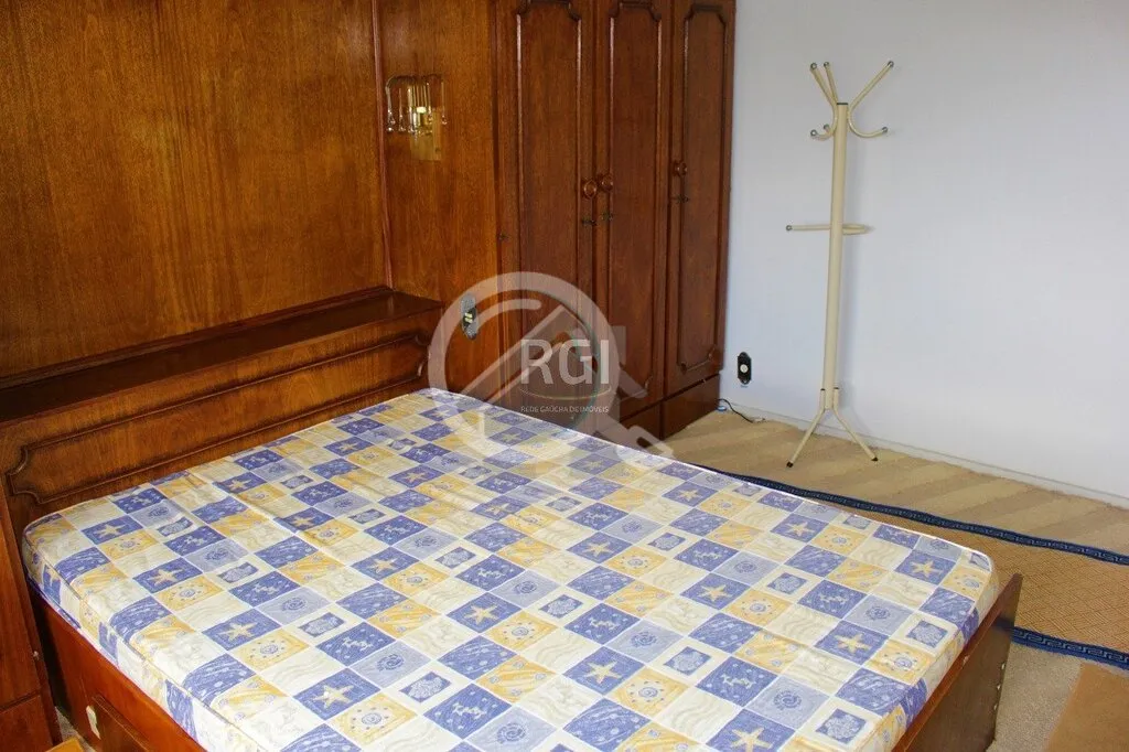 Imagem Exclusividade - Apartamento desocupado, semi-mobiliado, de três dormitórios e uma vaga na garagem ...