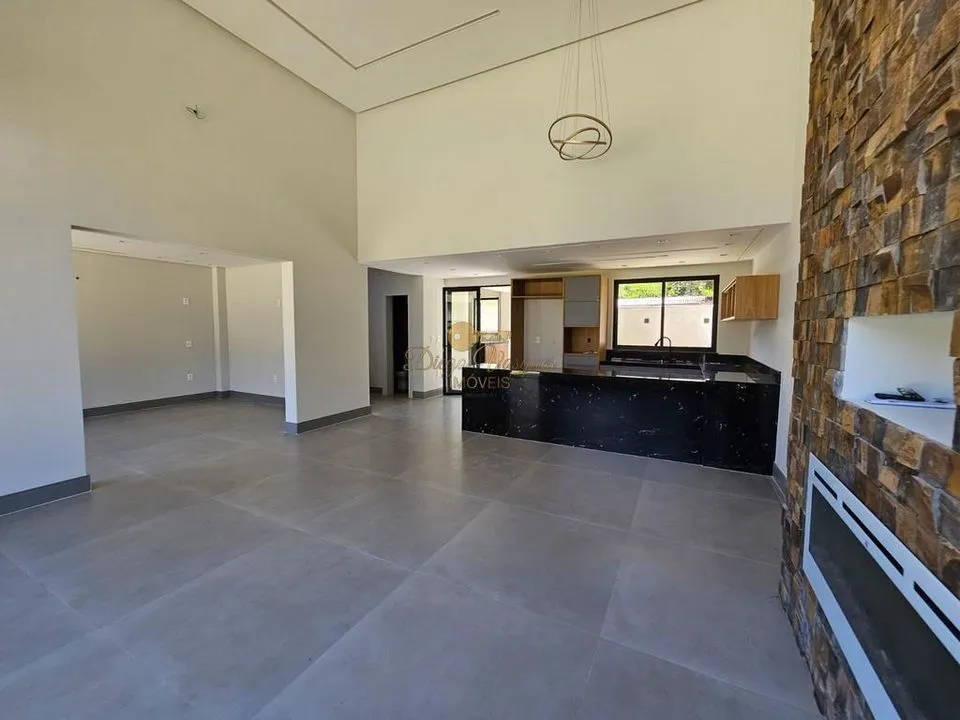 Imagem Casa em Condomínio para Venda em Teresópolis / RJ no bairro Posse