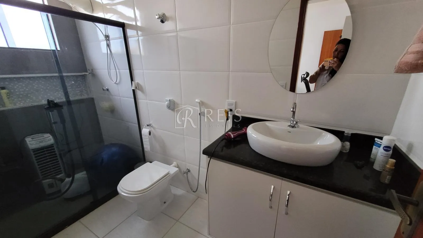 Imagem Casa para Venda em Rio das Ostras, Jardim Bela Vista, 3 dormitórios, 2 suítes, 3 banheiros, 3 vagas