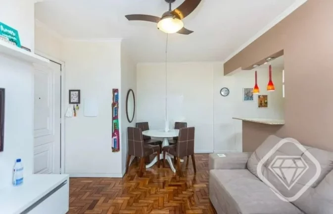 Imagem Um apartamento com o melhor do sol da manhã e muito conforto!

São 3 dormitórios, living para 2 a...