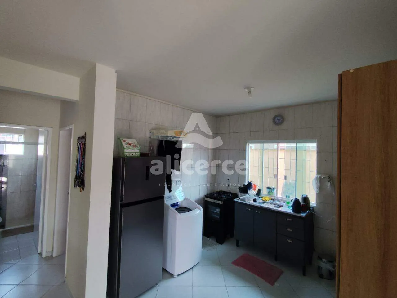 Imagem Casa à venda com 2 quartos 1 suíte, 69m² em Forquilhas São José