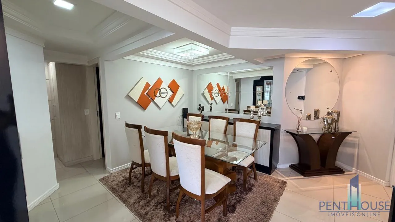 Imagem Apartamento Quadra Mar para Venda em Balneário Camboriú, CENTRO, 3 dormitórios, 1 suíte, 2 banheiros, 2 vagas