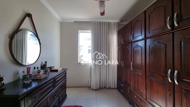 Imagem Casa disponível para locação residencial ou comercial no Bairro Itatiaiuçu – Igarapé/MG.