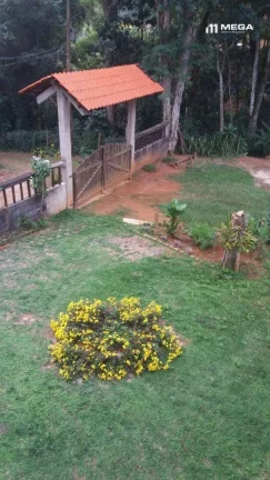 Imagem SÍTIO COM CASA DUPLEX(180M²), ÁREA TOTAL 4 HECTARES (40.000 M²), COM PORTEIRA FECHADA.