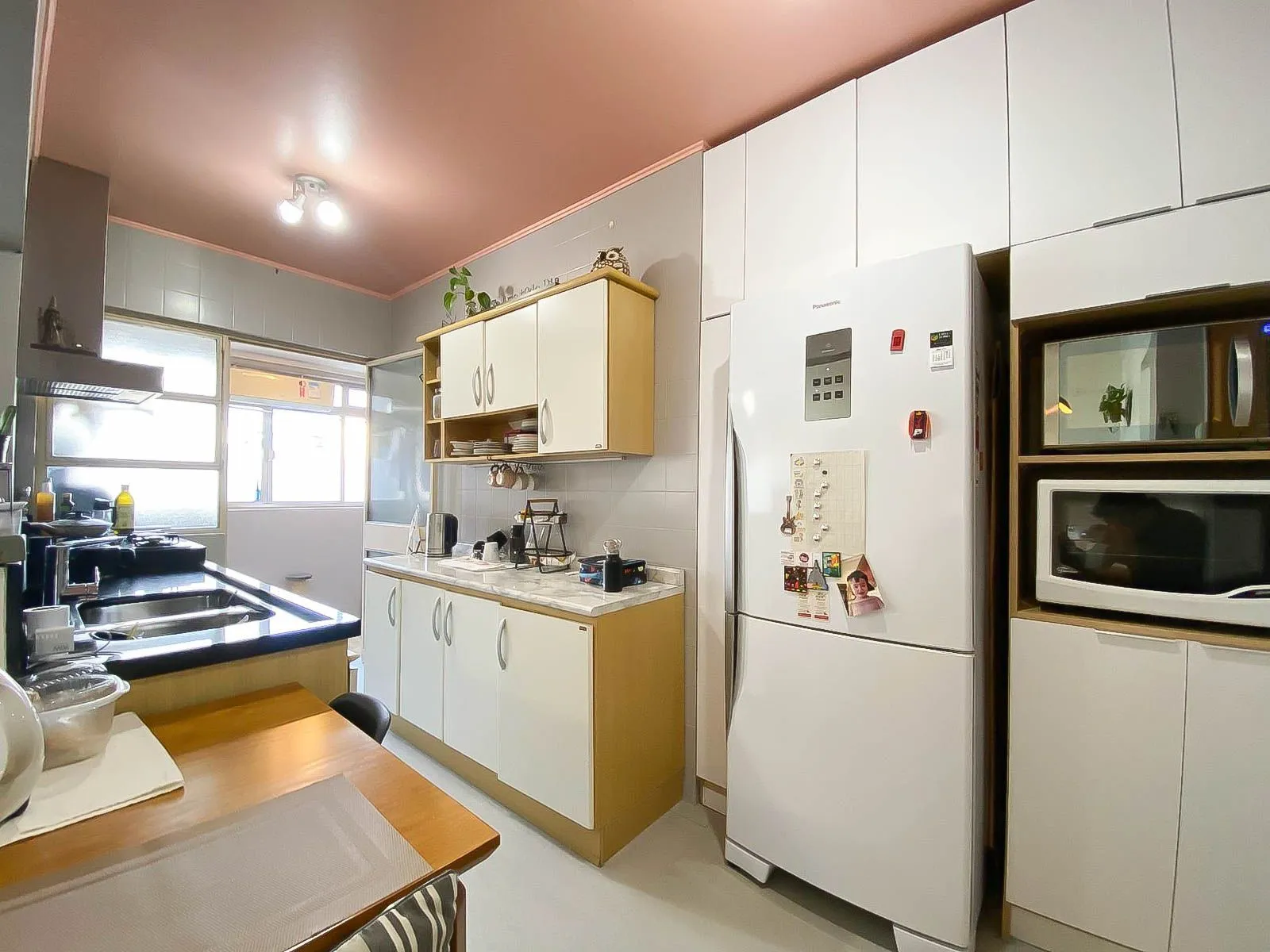 Imagem Apartamento 2 Dormitórios com Suíte, Closet, Escritório e Garagem no Rio Branco