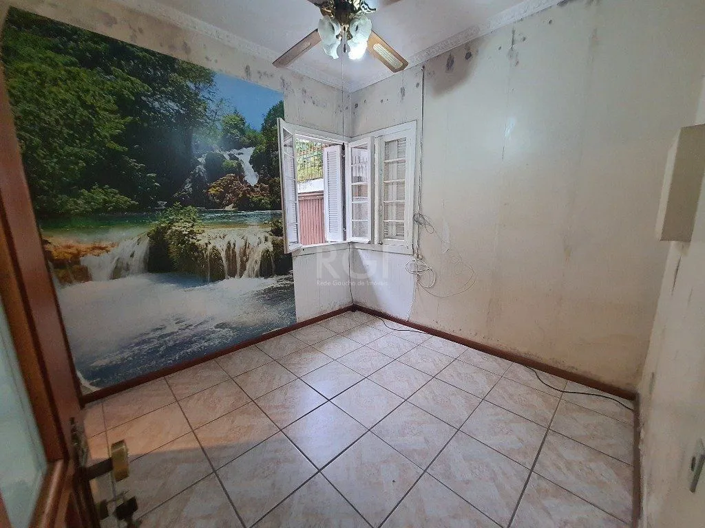 Imagem Casa para Venda - 300m², 3 dormitórios, sendo 3 suites, 5 vagas - Santana