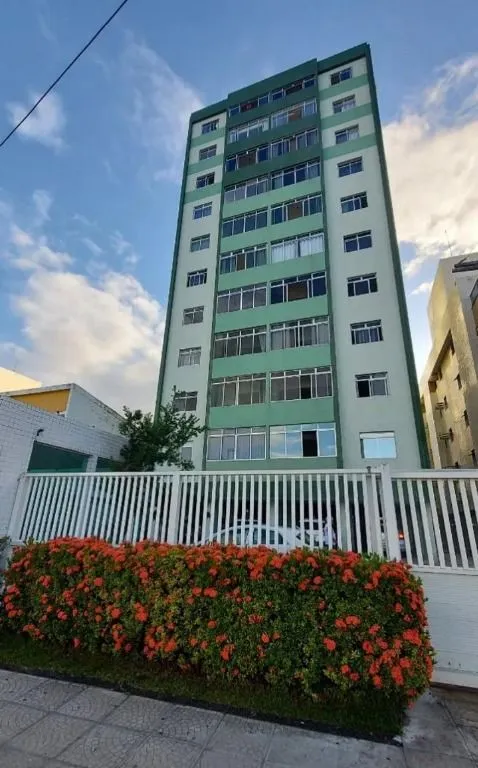 Foto do imóvel Apartamento amplo com 130 m² em Tambaú, 3 quartos, home office, varanda e localização estratégica na orla de João Pessoa..