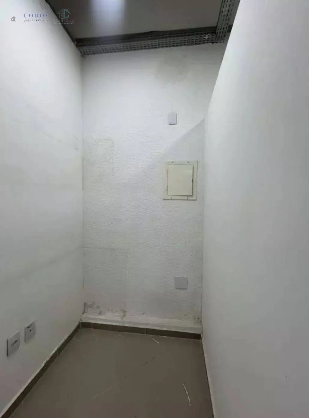 Imagem Ponto Comercial Amplo para Locação no Centro de Guaratinguetá