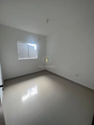 Imagem Casa em Guaratuba, Bairro Coroados 200 metros do mar, com Piscina.