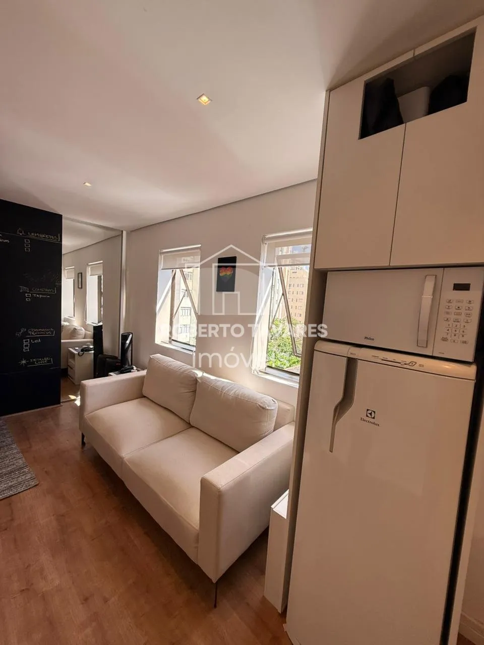 Imagem Apartamento acaba de ser reformado - Mobiliado e com enxoval completo para operar como Airbnb.