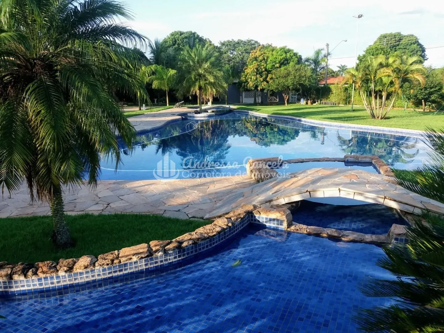 Imagem Chácara com 3 dormitórios à venda, 2400 m² por R$ 2.299.000,00 - Zona Rural - Guapiaçu/SP