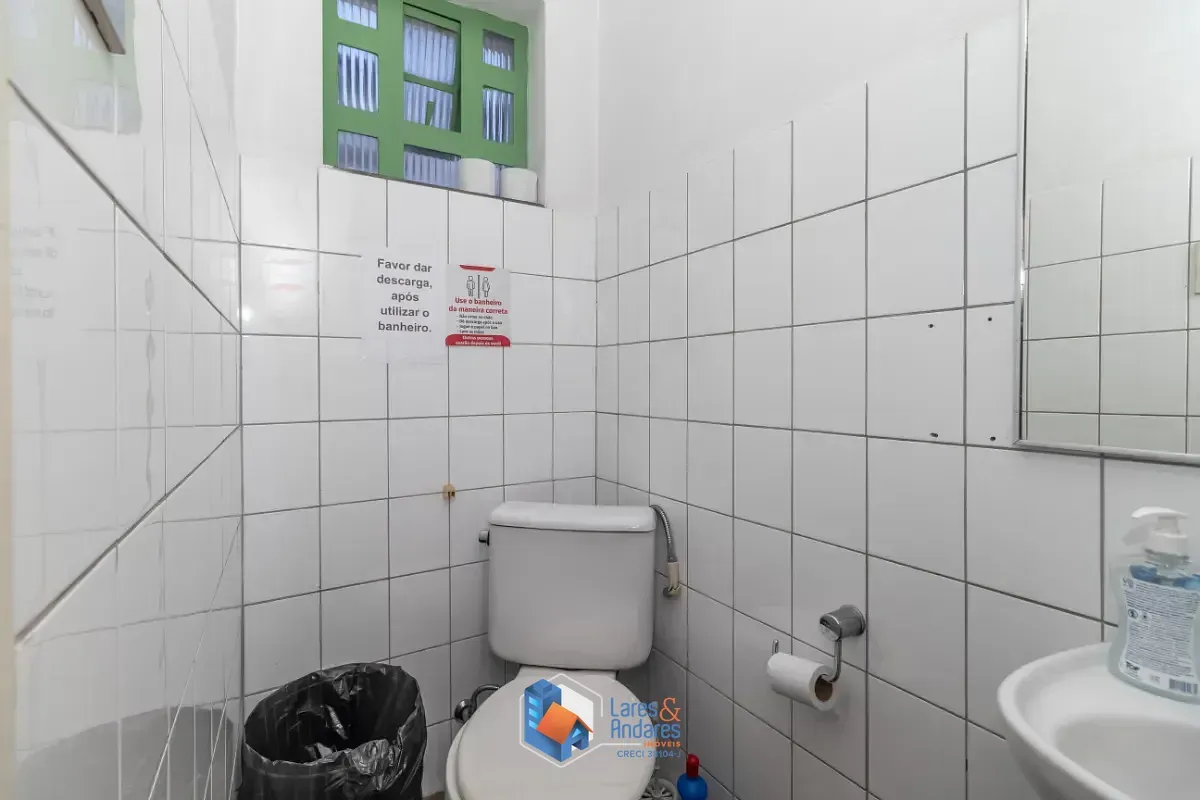 Imagem Casa comercial para venda em Água Branca, 436m²