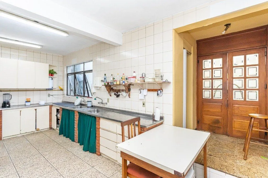Imagem Casa para Venda - 272m², 3 dormitórios, 2 vagas - Santa Cecília