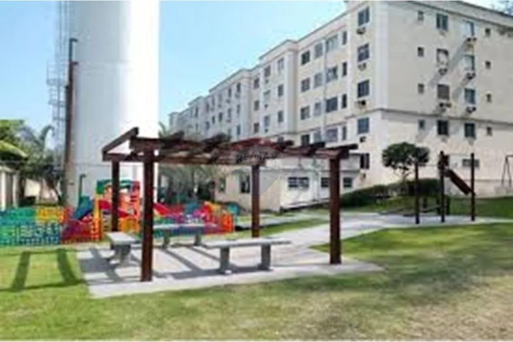 Imagem Apartamento com 2 quartos para venda em Guaratiba - RJ