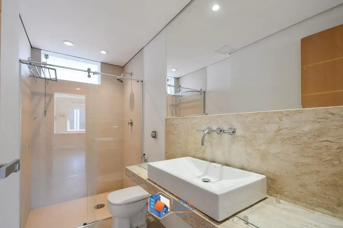 Imagem Apartamento para venda em Pinheiros com 3 quartos, sendo 1 suíte, 157m²