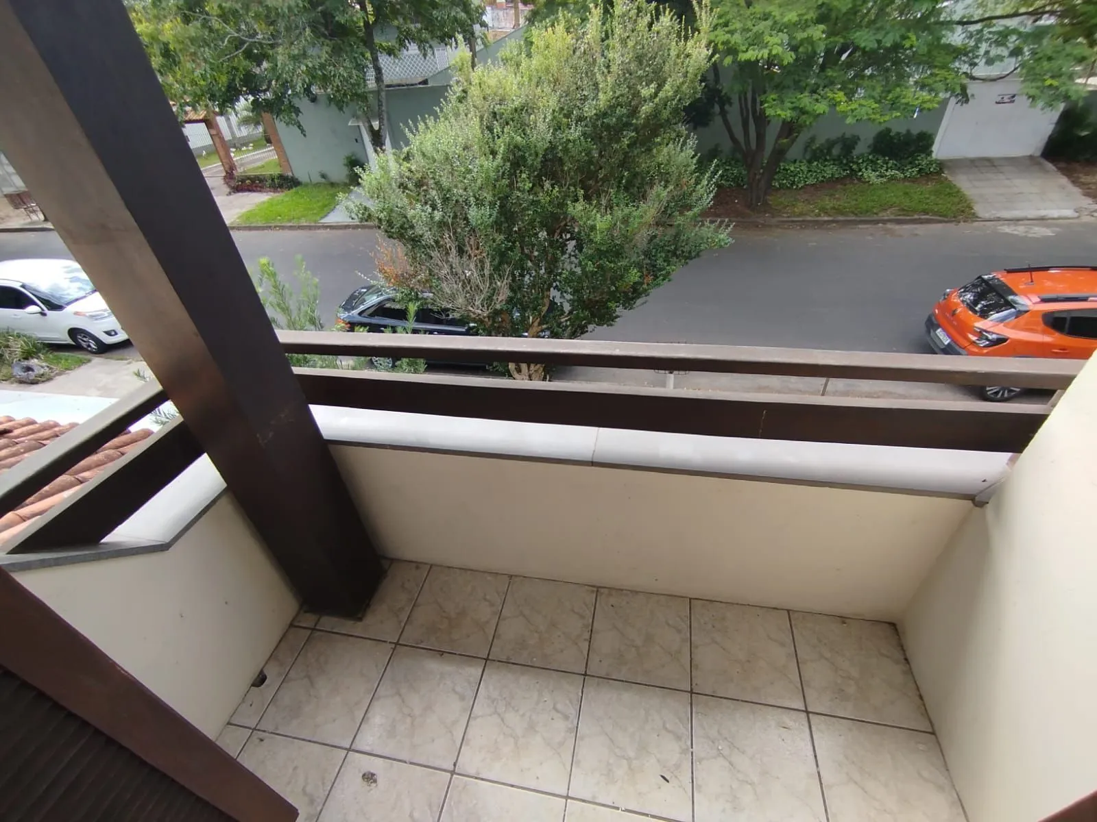 Imagem Casa com 03 quartos e 01 vaga no Bairro Cristal