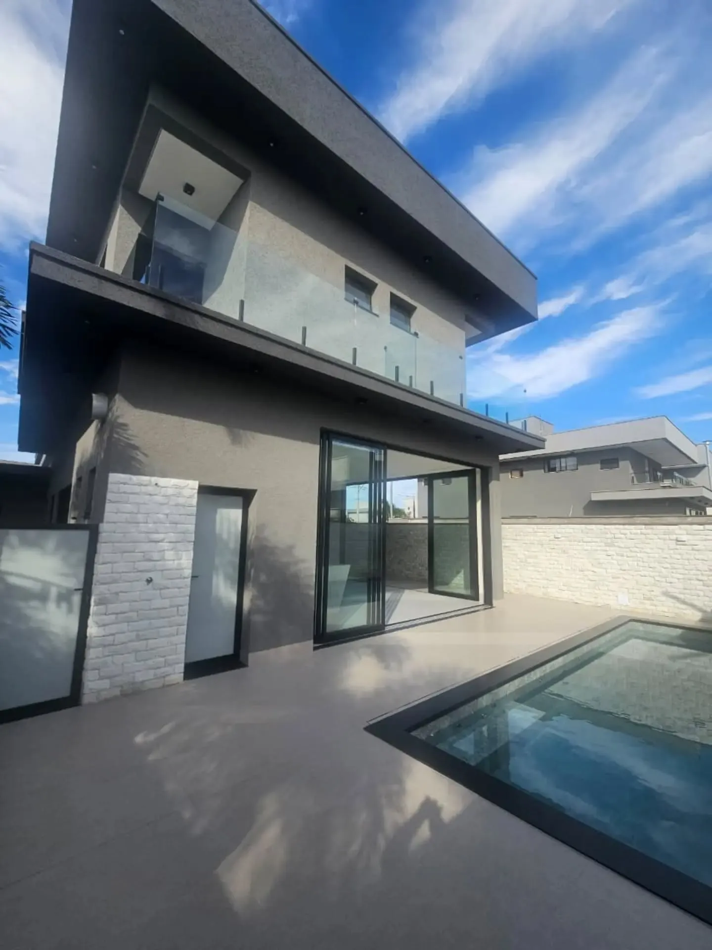 Imagem Sobrado 4 Suites 238 M/2 De Area Const No Parqville Jacaranda