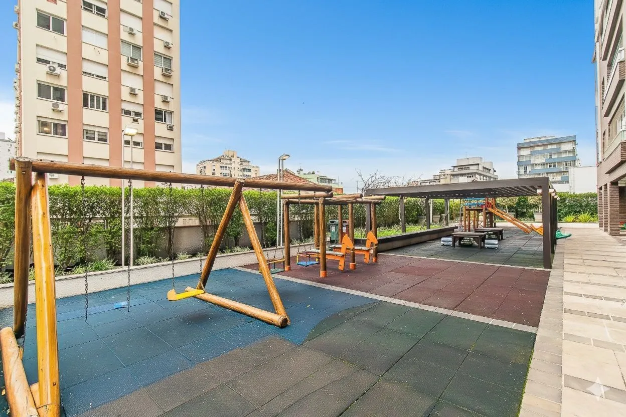 Imagem Apartamento 3 suítes 3 vagas no Moinhos