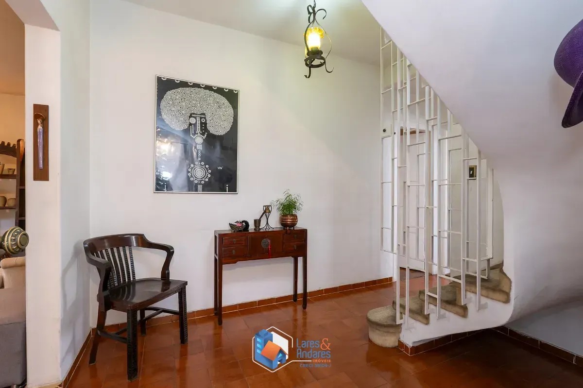 Imagem Casa para venda em Campo Belo com 4 quartos, sendo 2 suítes, 207m²
