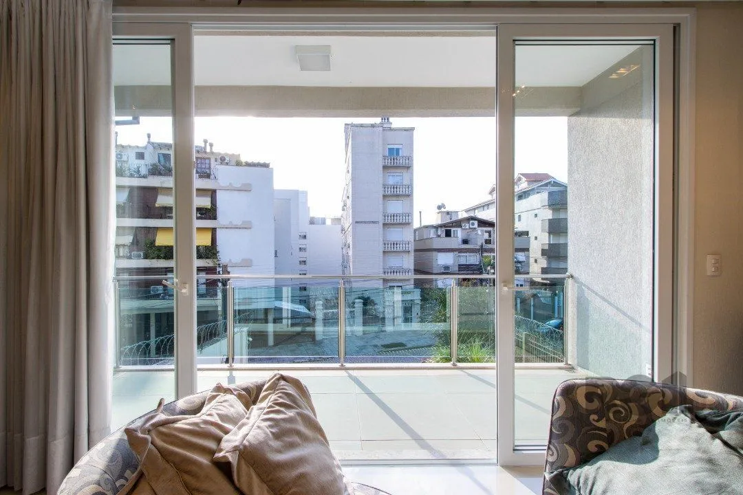 Imagem Casa com 5 suites com area privativa 714,00