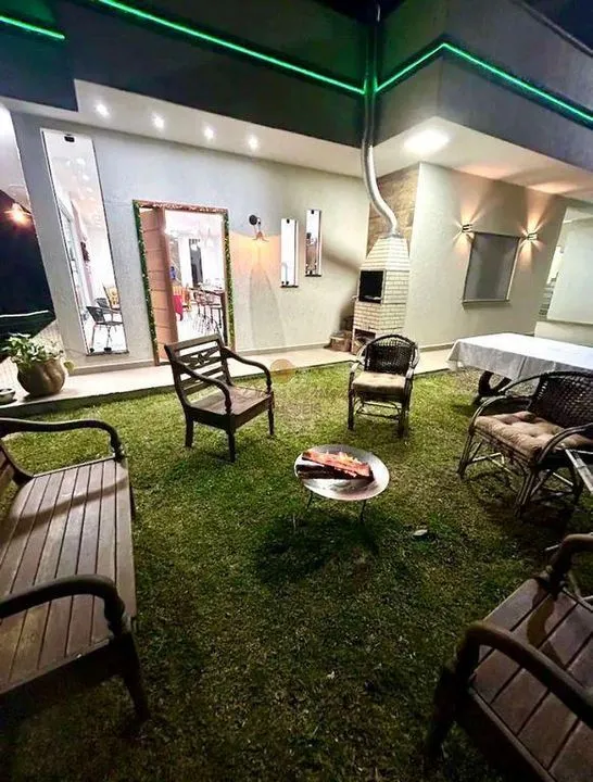 Imagem Casa para Venda em Teresópolis / RJ no bairro Albuquerque