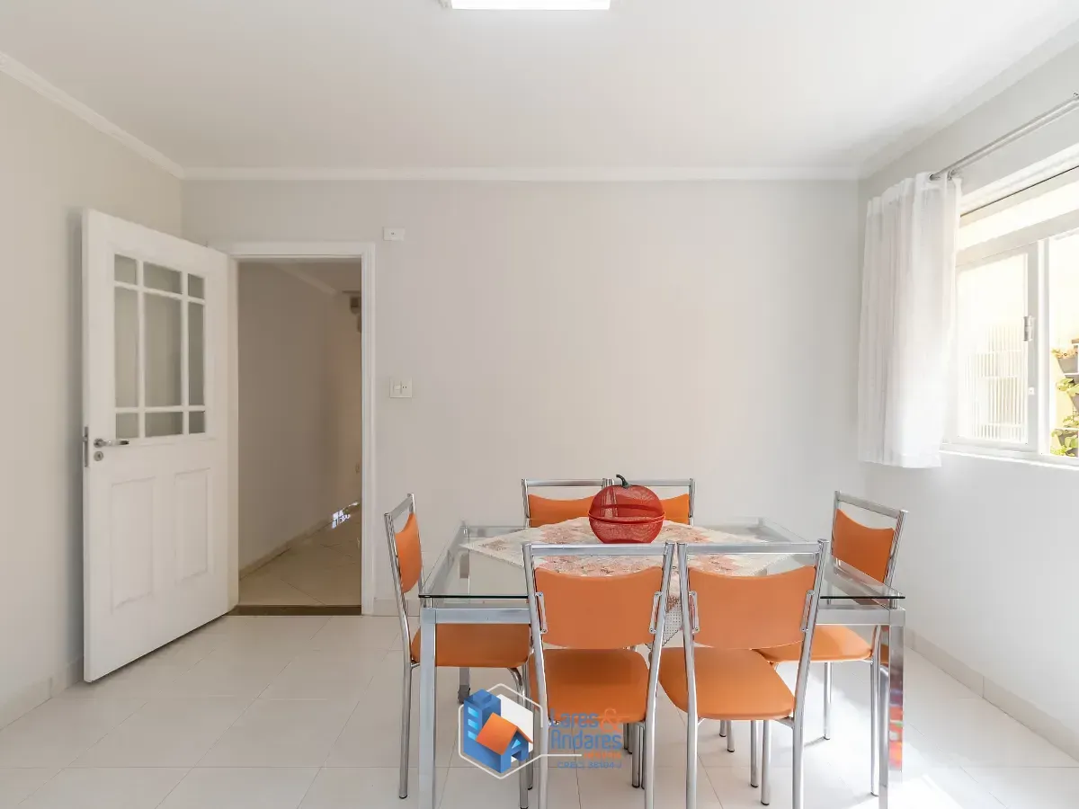 Imagem Casa para venda em Água Fria com 4 quartos, sendo 3 suítes, 243m²