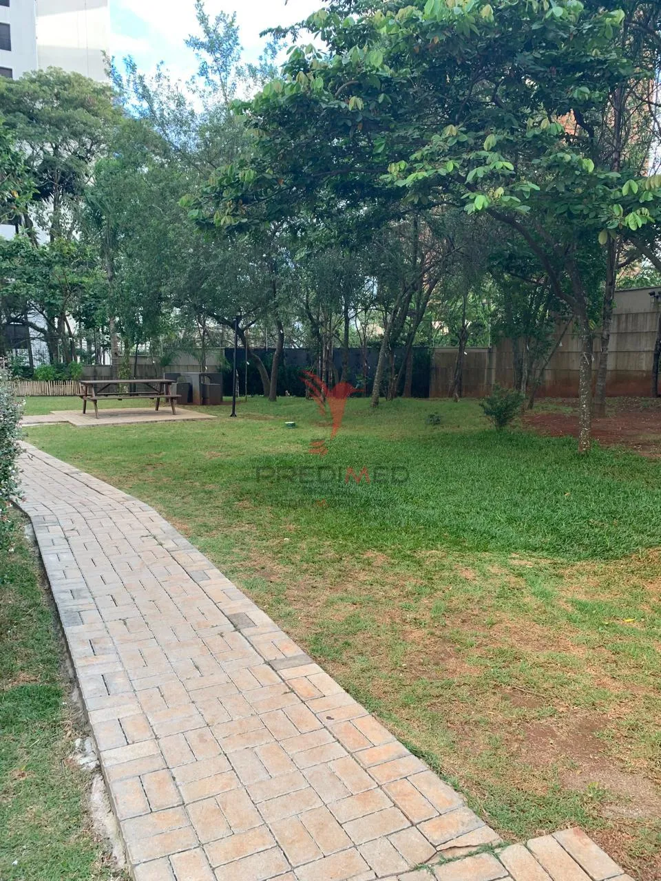 Imagem Alugo, no Morumbi, apartamento semi mobiliado no Morumbi. São Paulo