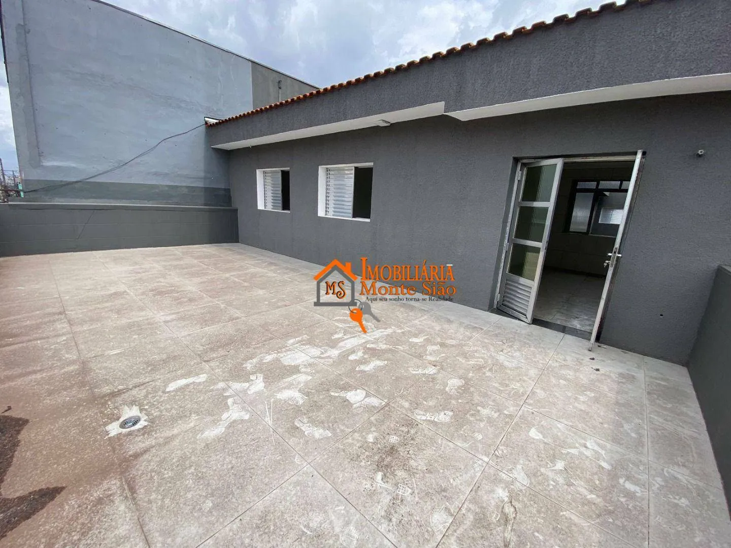 Imagem Apartamento para Alugar com 80m² na Av. Timóteo Penteado - Guarulhos/SP