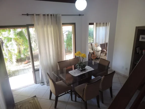Imagem Casa Espaçosa de 4 Quartos com Pomar em Campo Duna, Garopaba-SC. Escritura Pública.